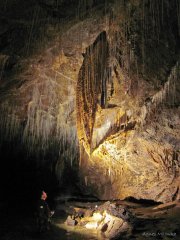 Agnes Milowka - Junee Caves