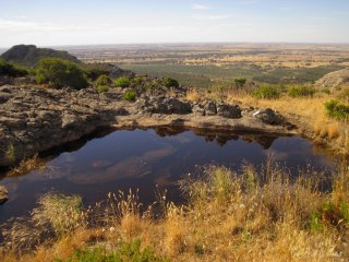 Agnes Milowka - Grampians' Pond